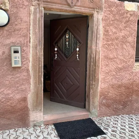 Les Vendanges Parking Prive Gites1596 Apartamento