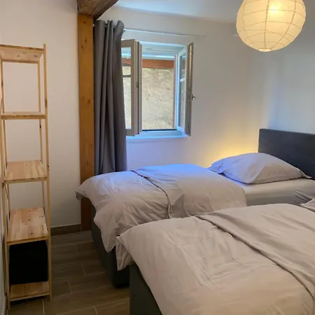 Les Vendanges Parking Prive Gites1596 * Beblenheim